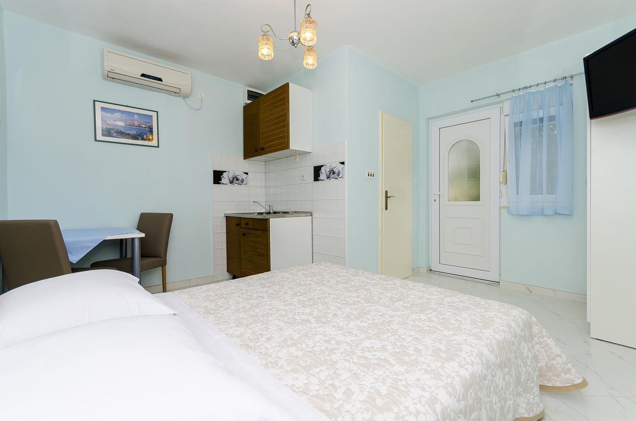 Vinko Apartment *