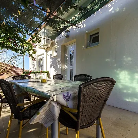 Apartments Vinko Trogir Exterior photo