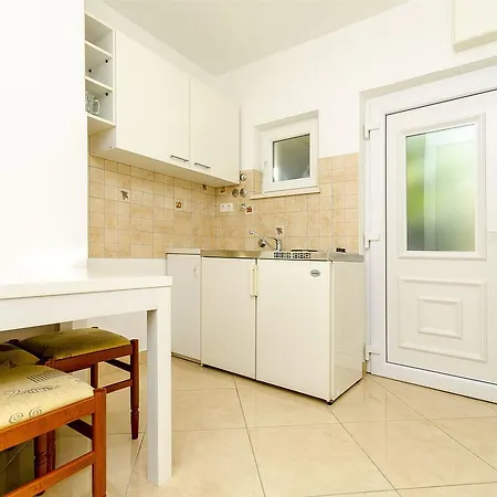 Apartments Vinko Trogir Exterior photo